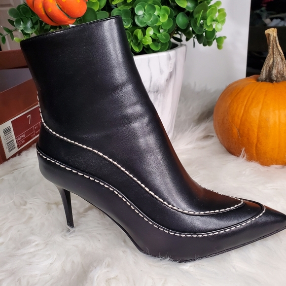 Torgeis Shoes - Sophie stiletto ankle boots for women by Torgeis Size 7